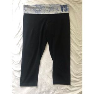 Victoria’s Secret Cropped Leggings
